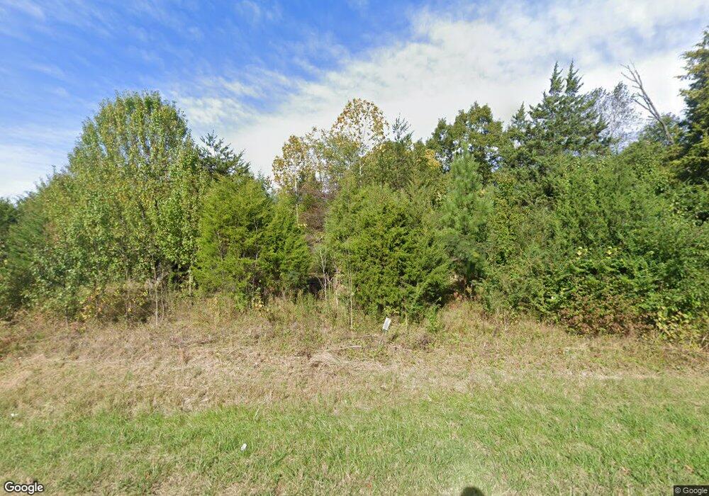 4927 Chatham Rd, Martinsville, VA 24112 - photo 1