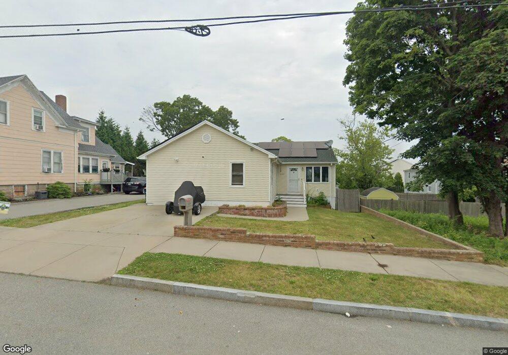 409 Hillman St, New Bedford, MA 02740 - photo 1