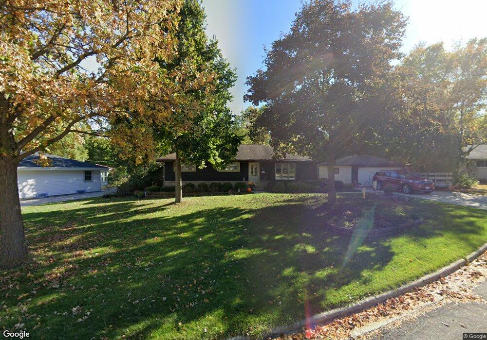 N91W16903 Laurel Ln, Menomonee Falls, WI 53051 - photo 1