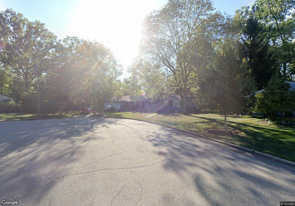 10 Wayne Ct, Edison, NJ 08820 - photo 1