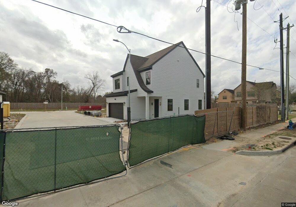 5500 Oakmont Villas Dr, Houston, TX 77091 - photo 1