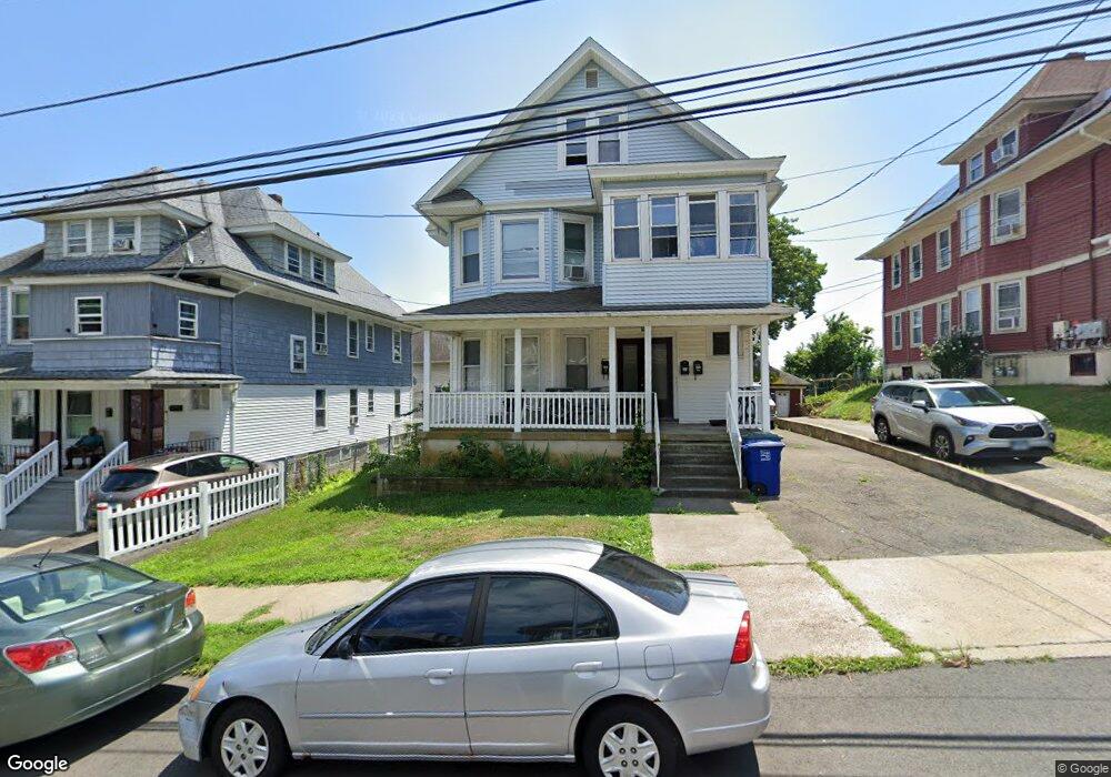 121 Bronx Ave unit 2ND, Bridgeport, CT 06606 - photo 1