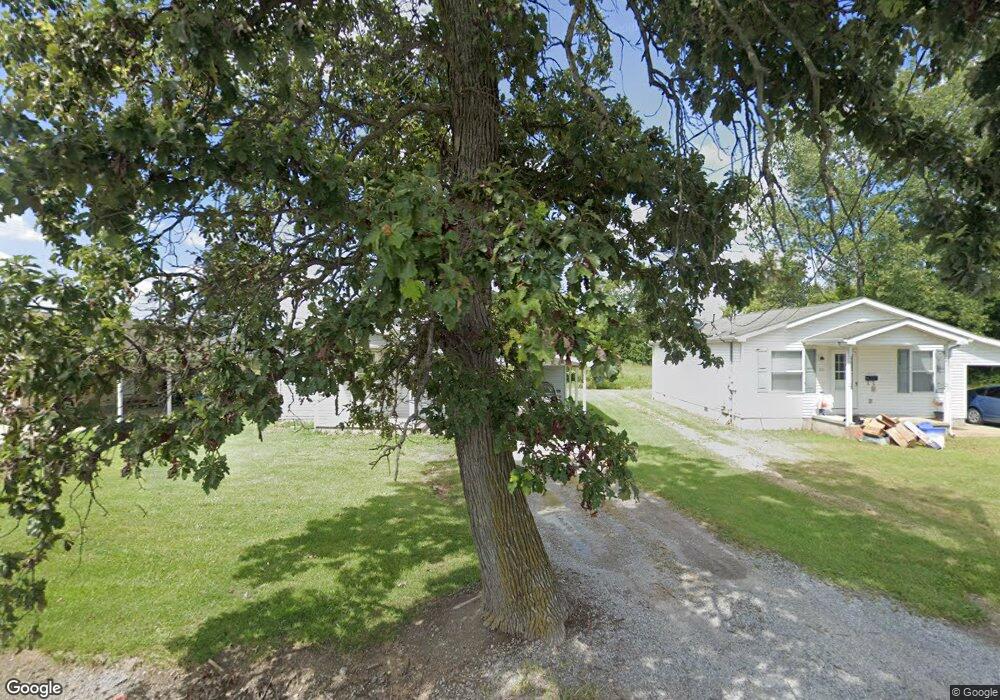 22 Towle St, Harrisburg, IL 62946 - photo 1