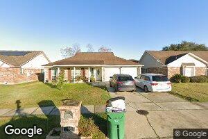 2221 Snowbird Dr, Harvey, LA 70058