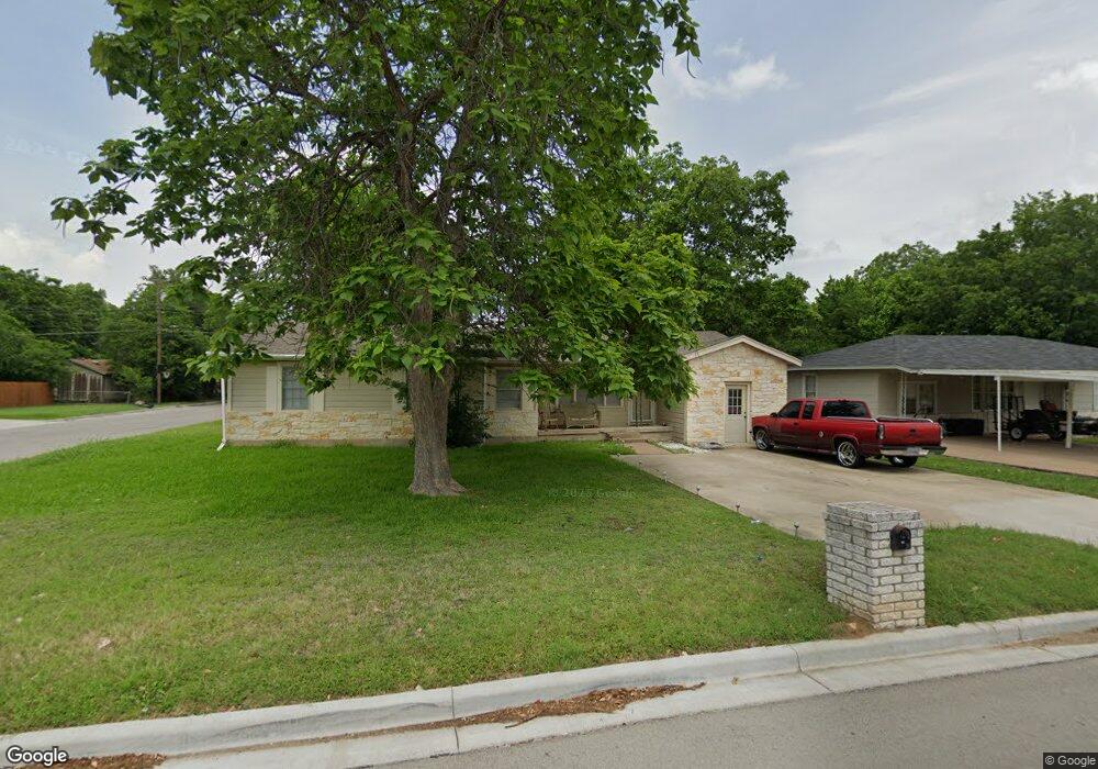 135 Meadowbrook St, Robinson, TX 76706 - photo 1