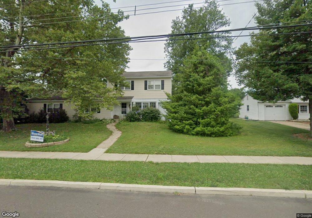 212 Walton Dr, Morrisville, PA 19067 - photo 1