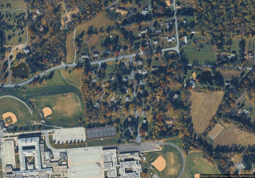 2113 Robin Ln, Pottstown, PA 19465 - photo 1