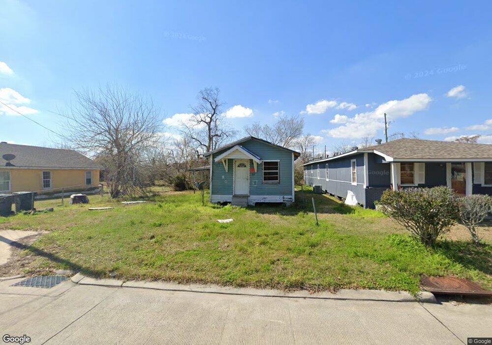 715 Pear St, Lake Charles, LA 70601 - photo 1