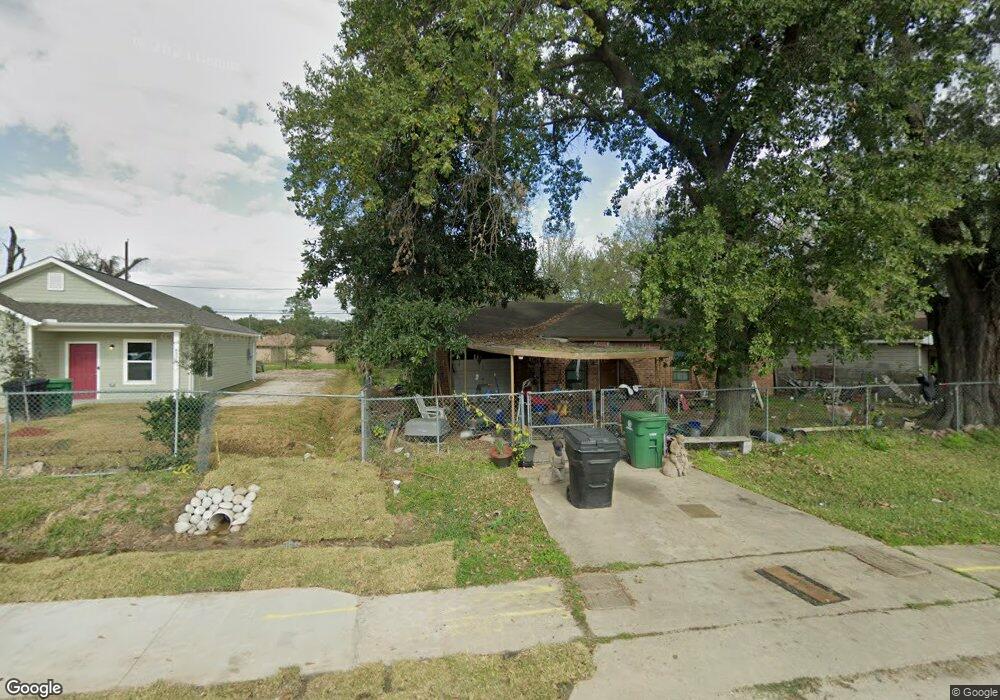 6909 Peyton St, Houston, TX 77028 - photo 1