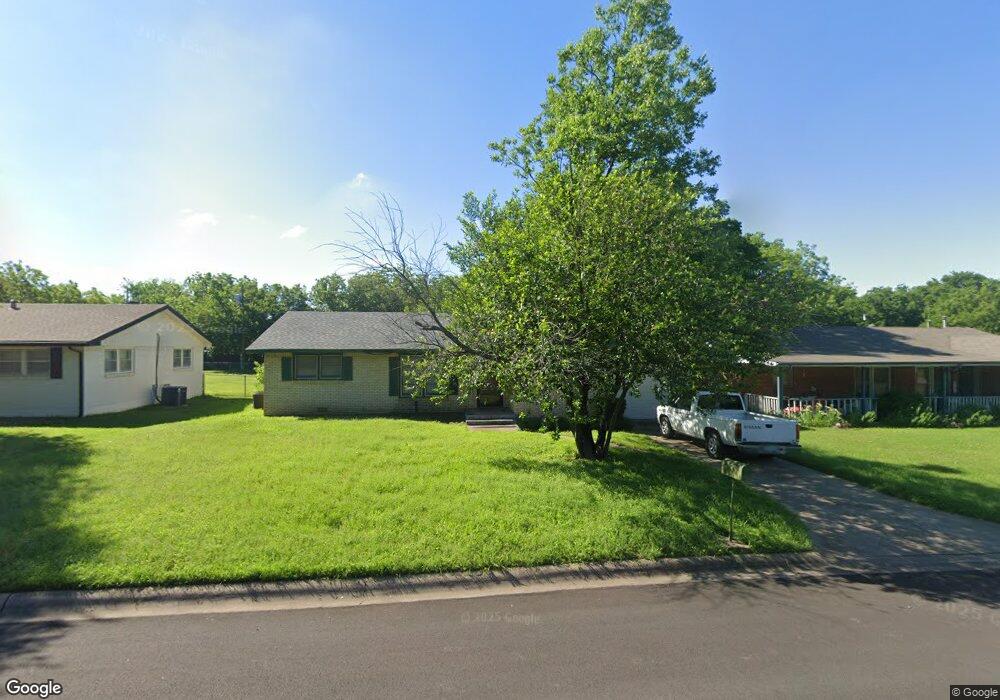 1103 Davis St, Cleburne, TX 76033 - photo 1