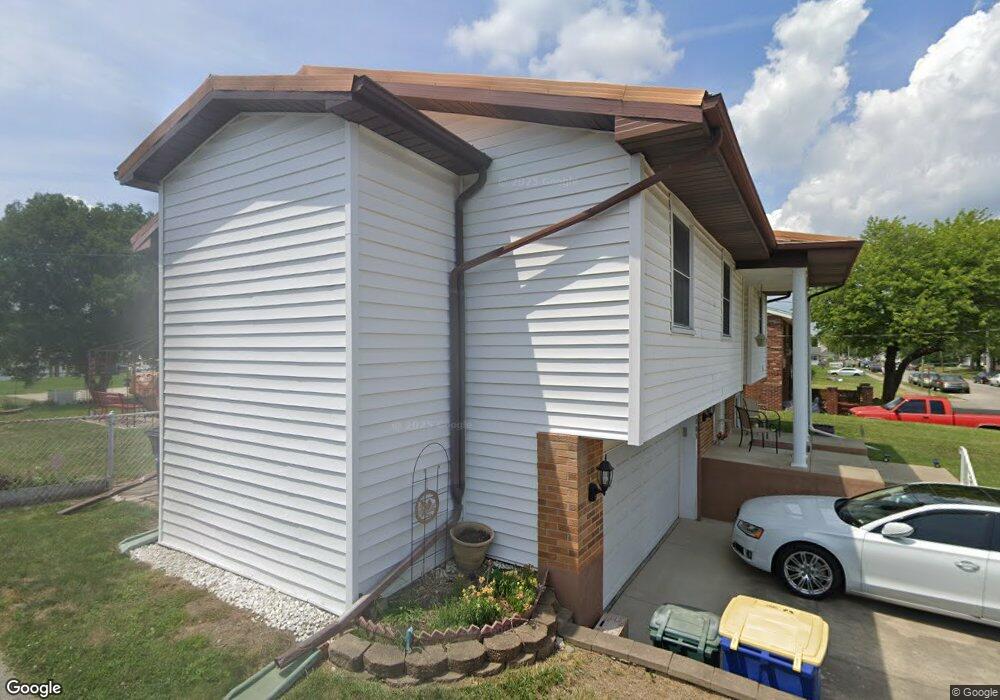 1403 S Ebright St, Muncie, IN 47302 - photo 1