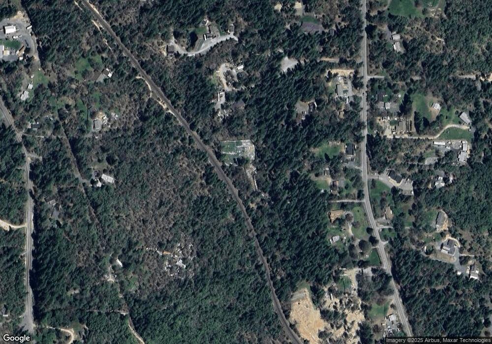 1090 Plumtree Ln, Grants Pass, OR 97526 - photo 1