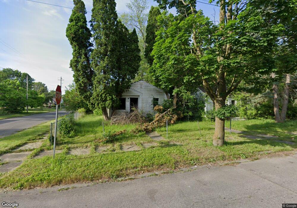 258 E Lorado Ave, Flint, MI 48505 - photo 1