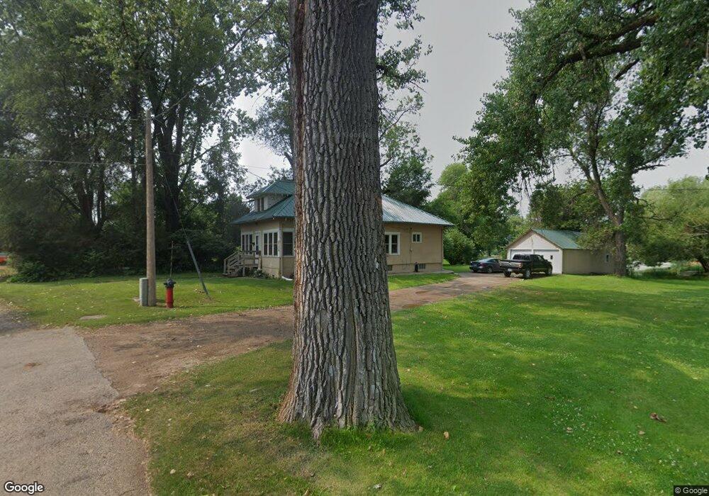 702 5th Ave SW, Jamestown, ND 58401 - photo 1