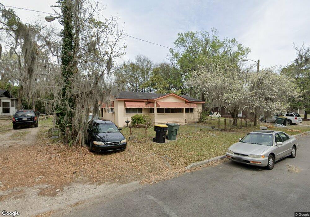 704 W 61st St, Savannah, GA 31405 - photo 1