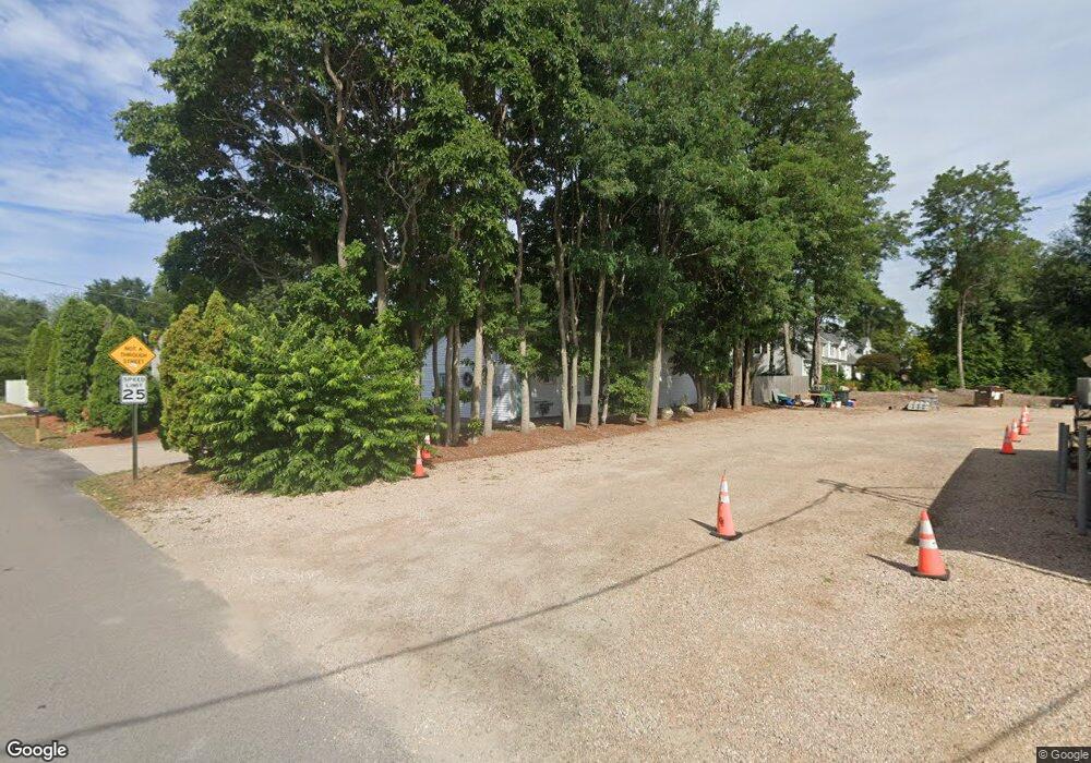 9 Wampum Rd, Narragansett, RI 02882 - photo 1