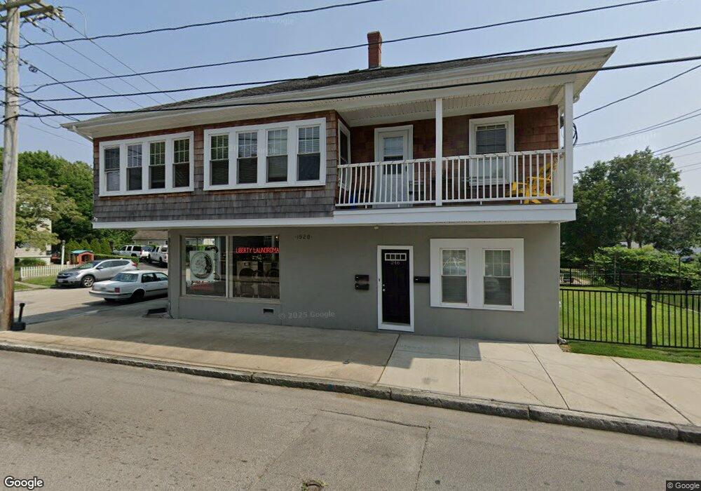 246 State St unit 1, Bristol, RI 02809 - photo 1