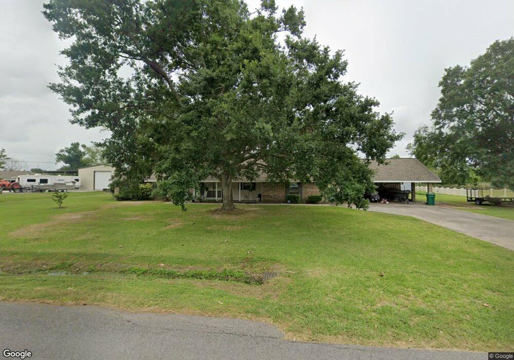 1111 S Tamela Dr, Lake Charles, LA 70605 - photo 1