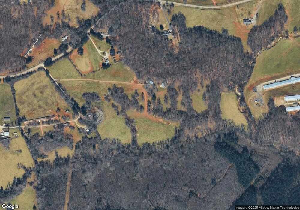 161 Welborn Dr, Gillsville, GA 30543 - photo 1