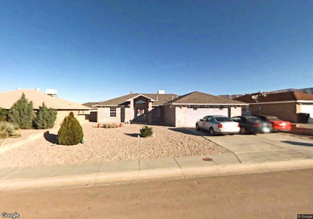 1031 Mimosa Ave, Alamogordo, NM 88310 - photo 1