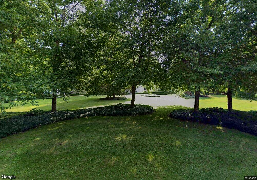 1400 Pembroke Dr, Bloomfield Hills, MI 48304 - photo 1