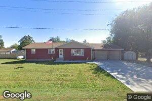 209 W 21st Ave, Tyndall, SD 57066