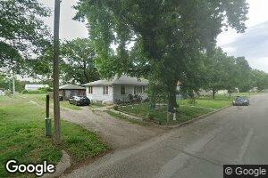 607 S Edwards Ave, Moundridge, KS 67107