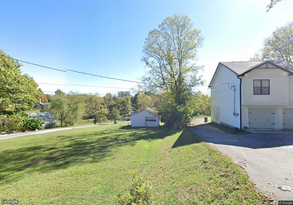 7802 Cooper Chapel Rd, Louisville, KY 40229 - photo 1