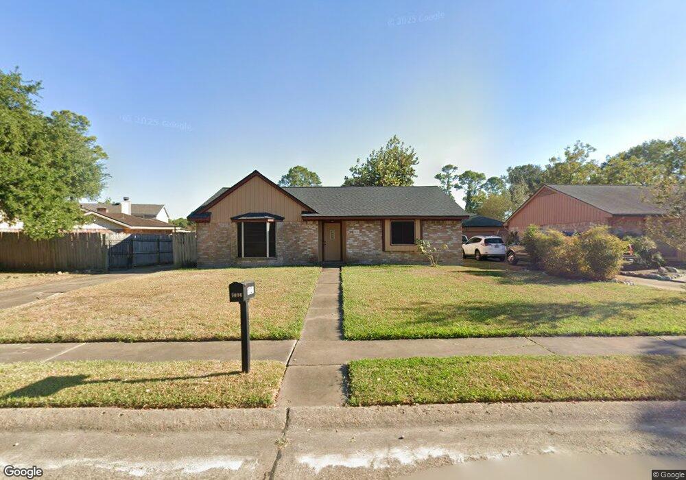7031 Woodfern Dr, Houston, TX 77040 - photo 1