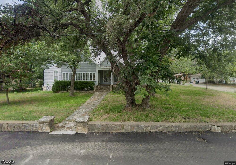 605 Rogers St, San Marcos, TX 78666 - photo 1