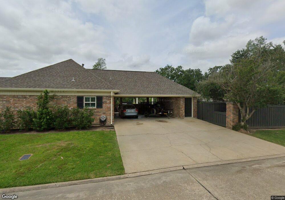 4104 W Jevon Ln, Lake Charles, LA 70605 - photo 1