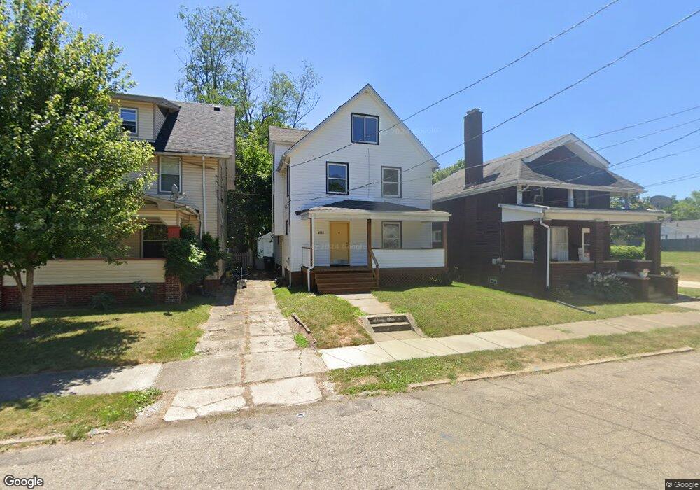 1010 Highland Rd NE, Canton, OH 44704 - photo 1