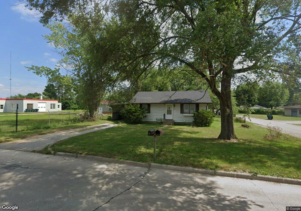 301 E 26th St, Muncie, IN 47302 - photo 1