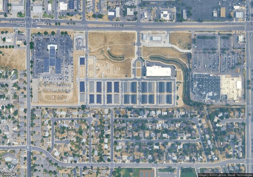 1432 Elkhart St, Aurora, CO 80011 - photo 1