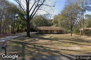 201 Charles Dr, Montezuma, GA 31063