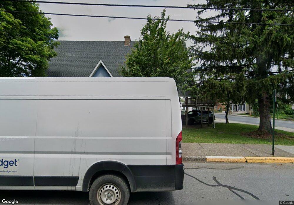 7 W 2nd St, Alburtis, PA 18011 - photo 1