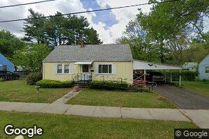 48 Stanhope Rd, Springfield, MA 01109