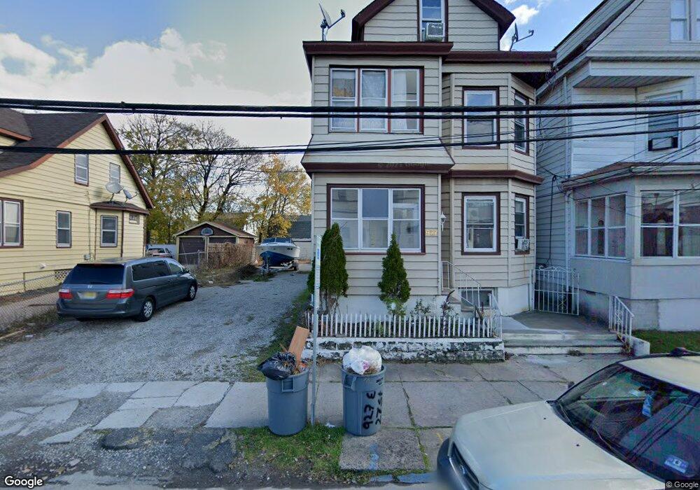 925 E 27th St, Paterson, NJ 07513 - photo 1