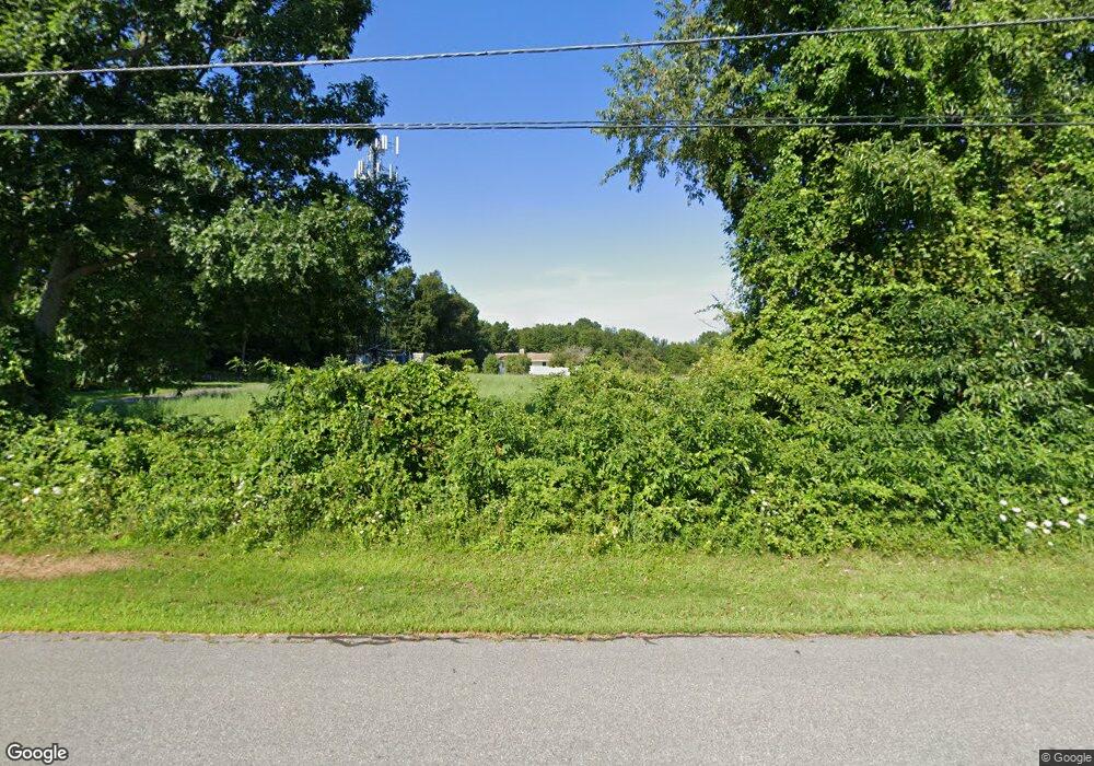 577 Bell St, Glastonbury, CT 06033 - photo 1