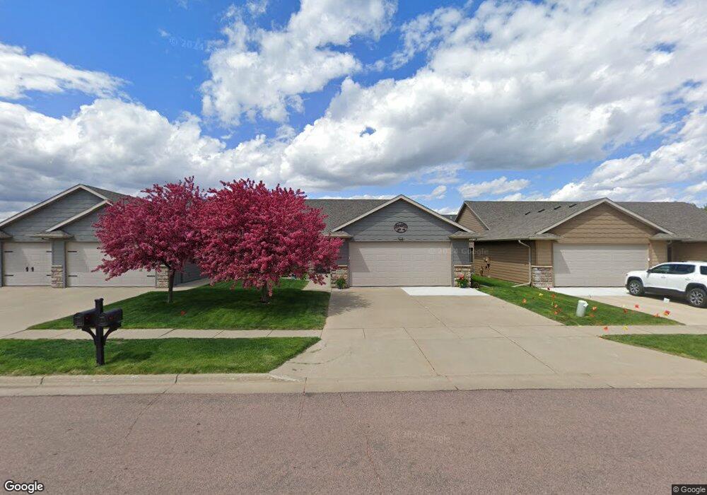 3702 E Woodsedge Ave, Sioux Falls, SD 57108 - photo 1