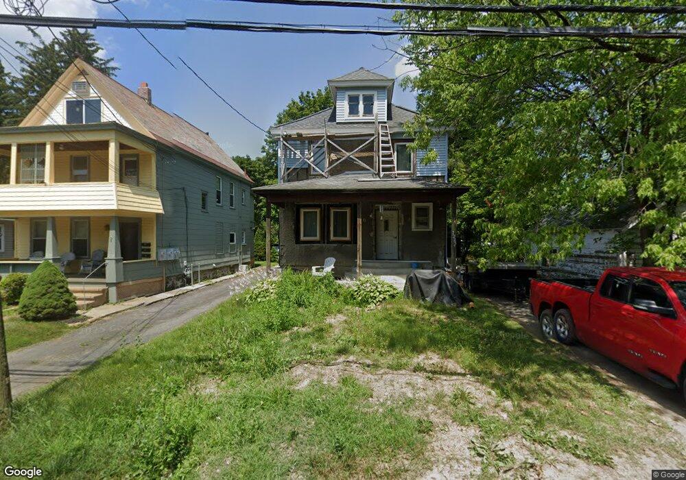 2225 Plum St, Schenectady, NY 12309 - photo 1