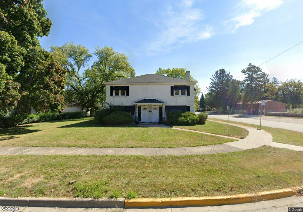 215 Westmoreland Ave, Waukegan, IL 60085 - photo 1