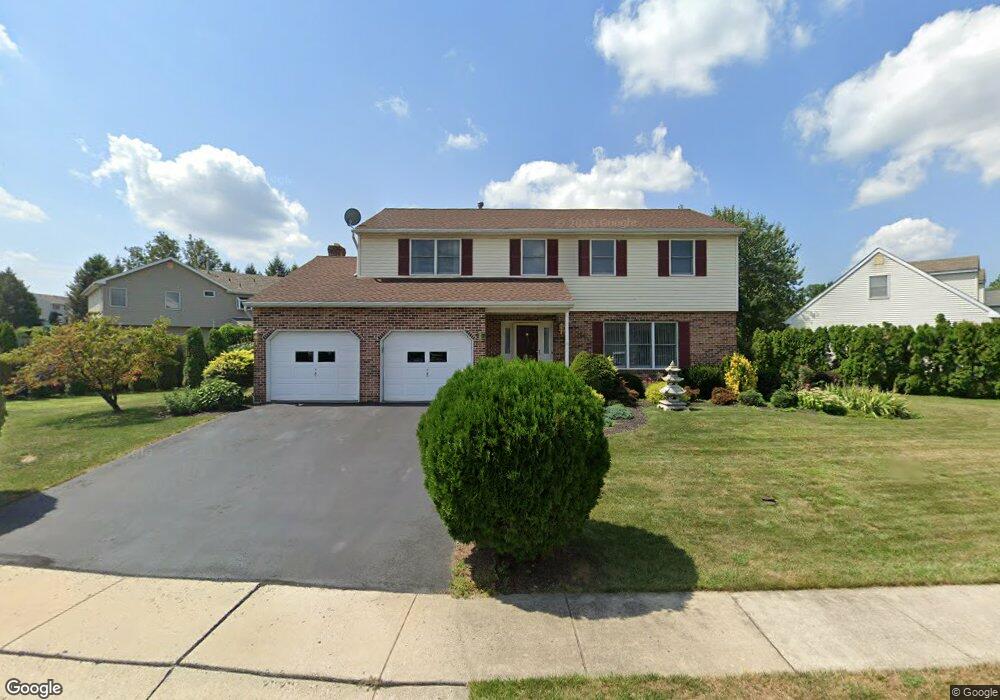1302 Fredrick Blvd, Reading, PA 19605 - photo 1
