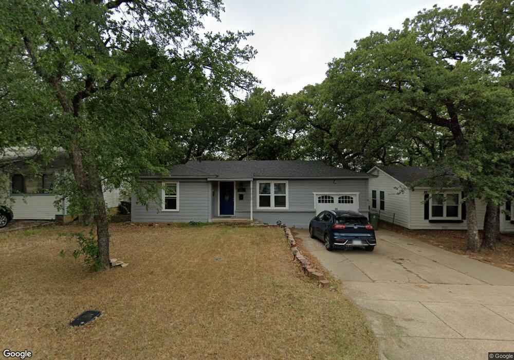 1217 Glenda Dr, Bedford, TX 76022 - photo 1