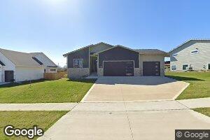 5602 Rose Ave, Des Moines, IA 50321