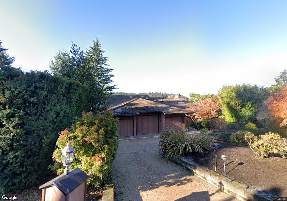 8 Brook Bay Rd, Mercer Island, WA 98040 - photo 1