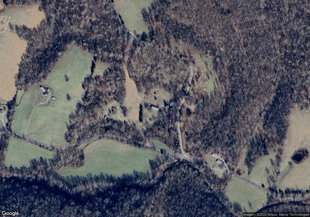 5030 Long Branch Rd, Tennessee Ridge, TN 37178 - photo 1