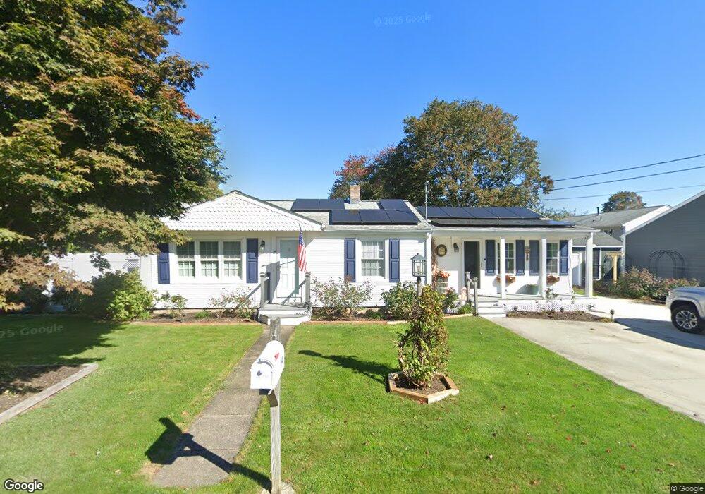 14 Garden Ave, Greenville, RI 02828 - photo 1