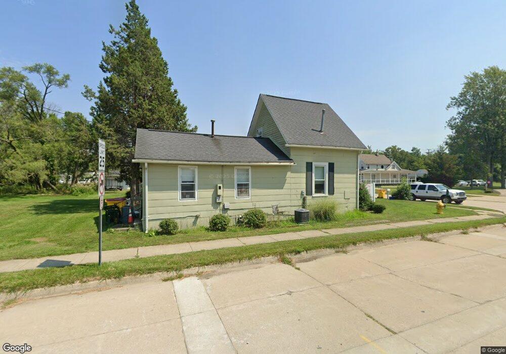 7796 Macomb St, Grosse Ile, MI 48138 - photo 1