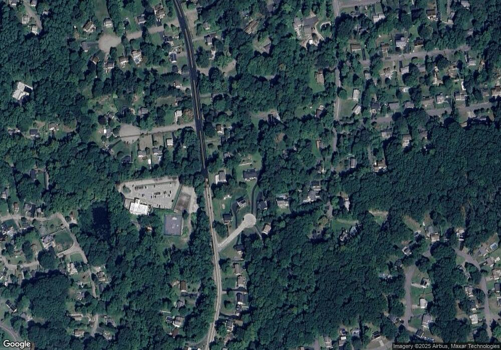 8 Westbrook Ct, Cortlandt Manor, NY 10567 - photo 1